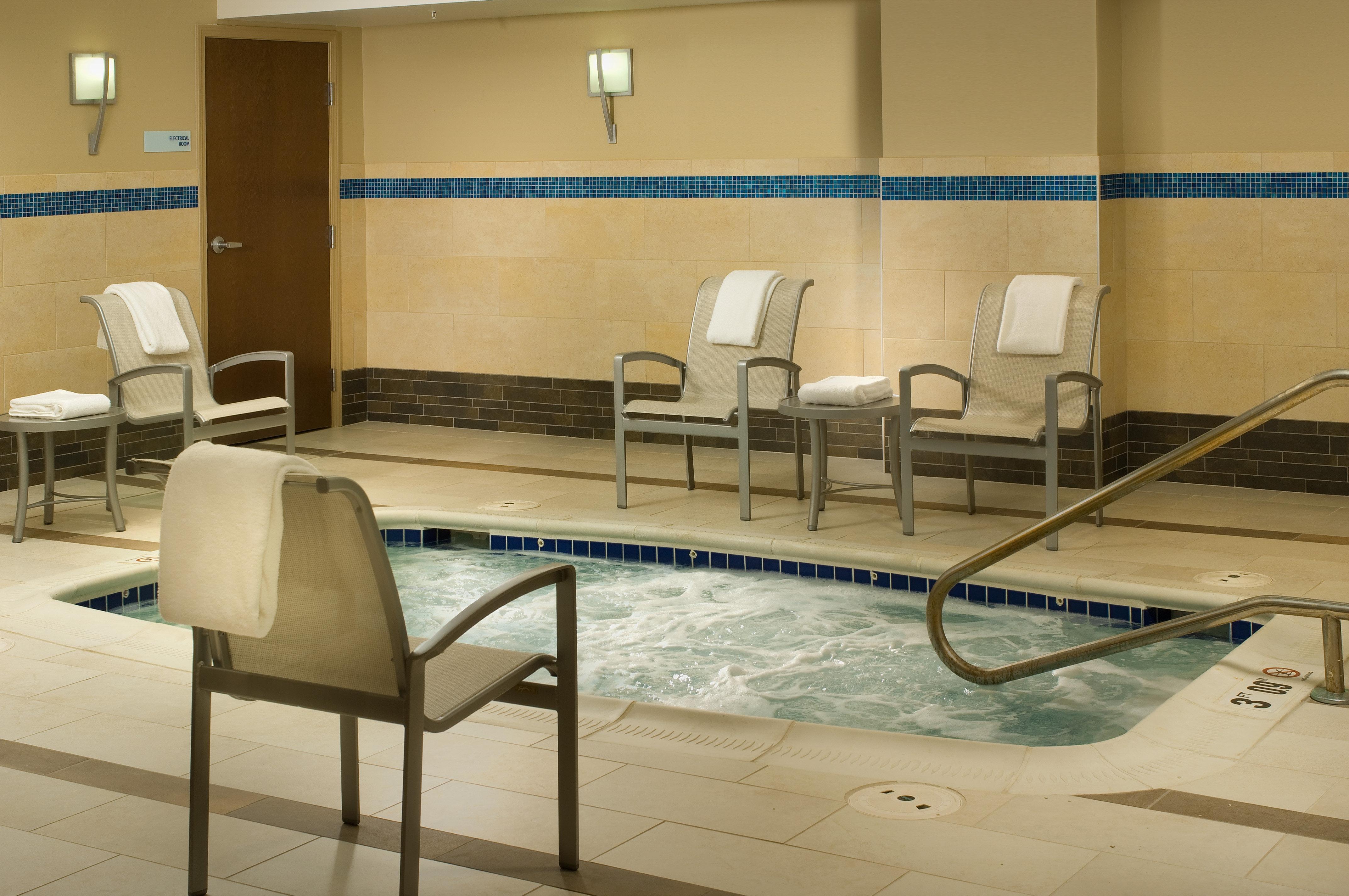 Holiday Inn Express & Suites Alexandria - Fort Belvoir By Ihg Exterior foto